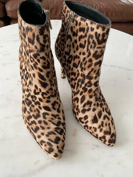 Sam Edelman Leopard Olette Print Pointed-Toe Ankle Boots - Picture 1 of 5